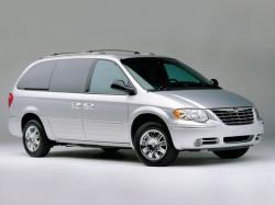 Chrysler Town & Country IV Рестайлинг - 2004 по 2007
