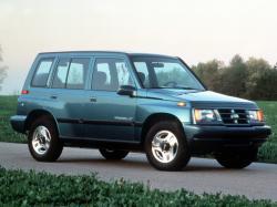 Geo Tracker   - 1989 по 1998 Внедорожник 5 дв.