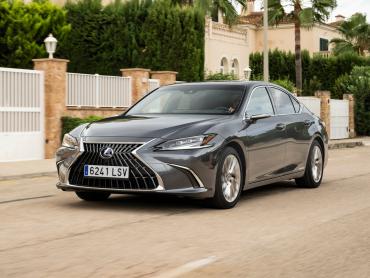 Lexus ES VII Рестайлинг  - 2021 по 2024 Седан