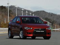 Mitsubishi Lancer X - 2007 по 2010