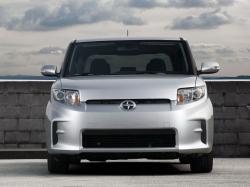 Scion xB II Рестайлинг - 2010 по 2015