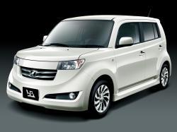 Toyota bB II - 2005 по 2008