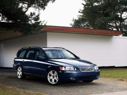 Volvo V70 II Рестайлинг - 2004 по 2007
